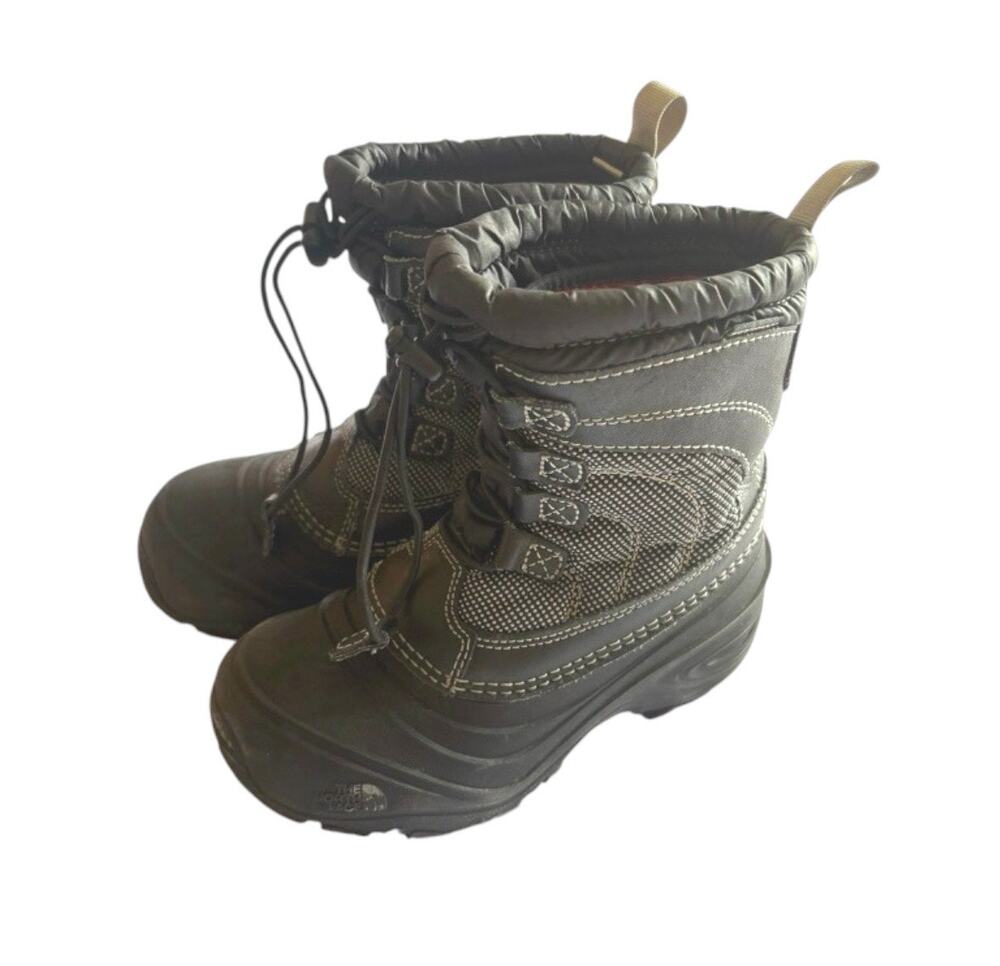 The North Face Kids Alpenglow IV Waterproof Snow Boots Size 13Y Black
